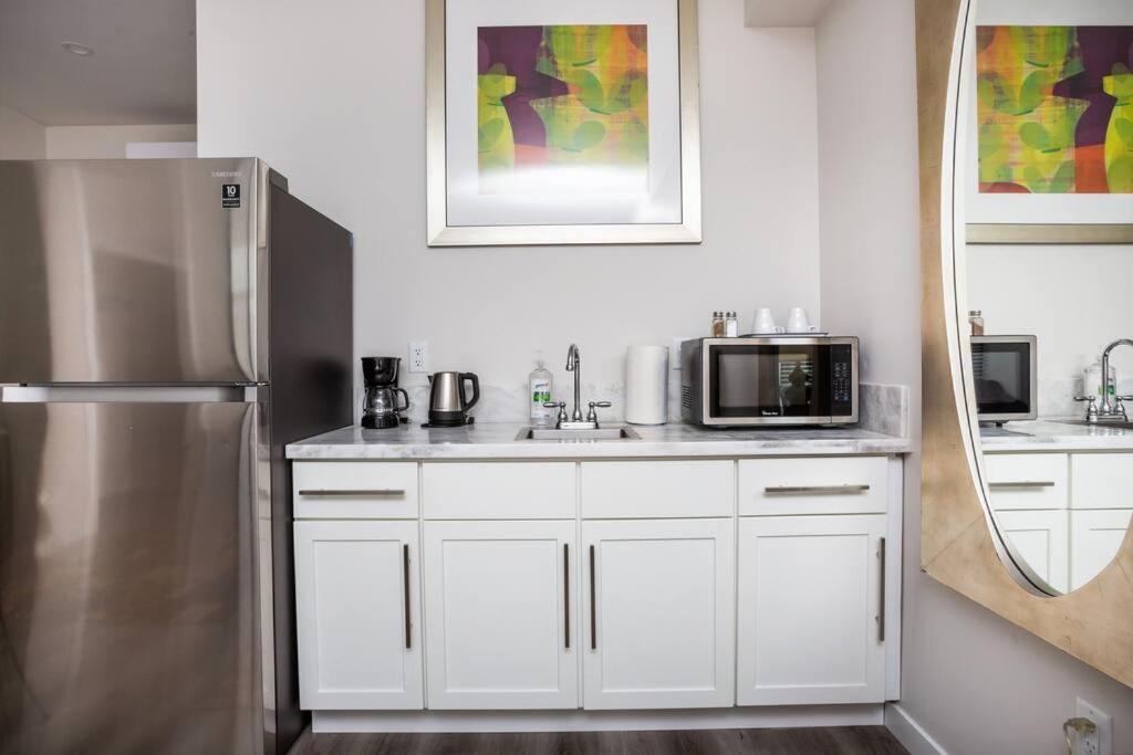 Comfy Studio With Cali King Size Mattress San Diego Extérieur photo
