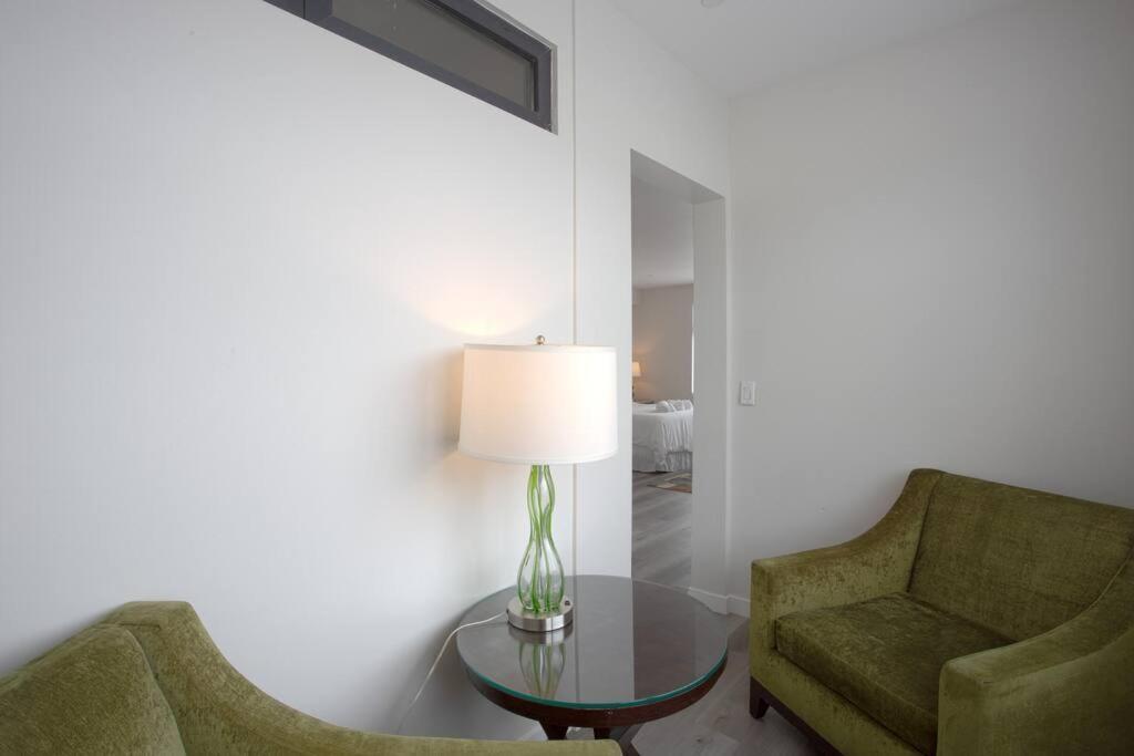 Comfy Studio With Cali King Size Mattress San Diego Extérieur photo